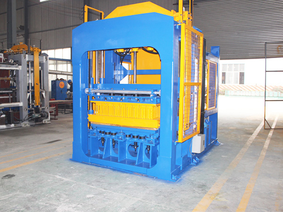 Concrete Block Making Machine