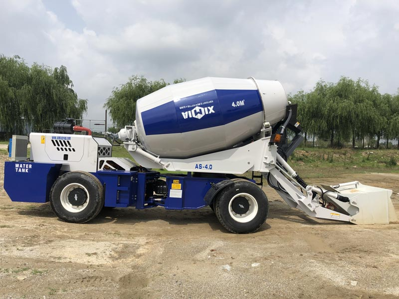 self mixing concrete truck