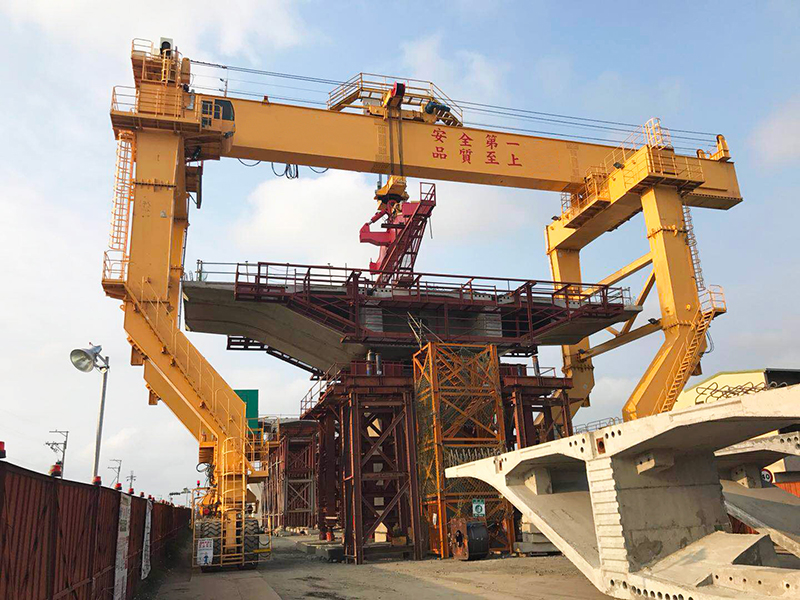 Crane for Bridge Construction