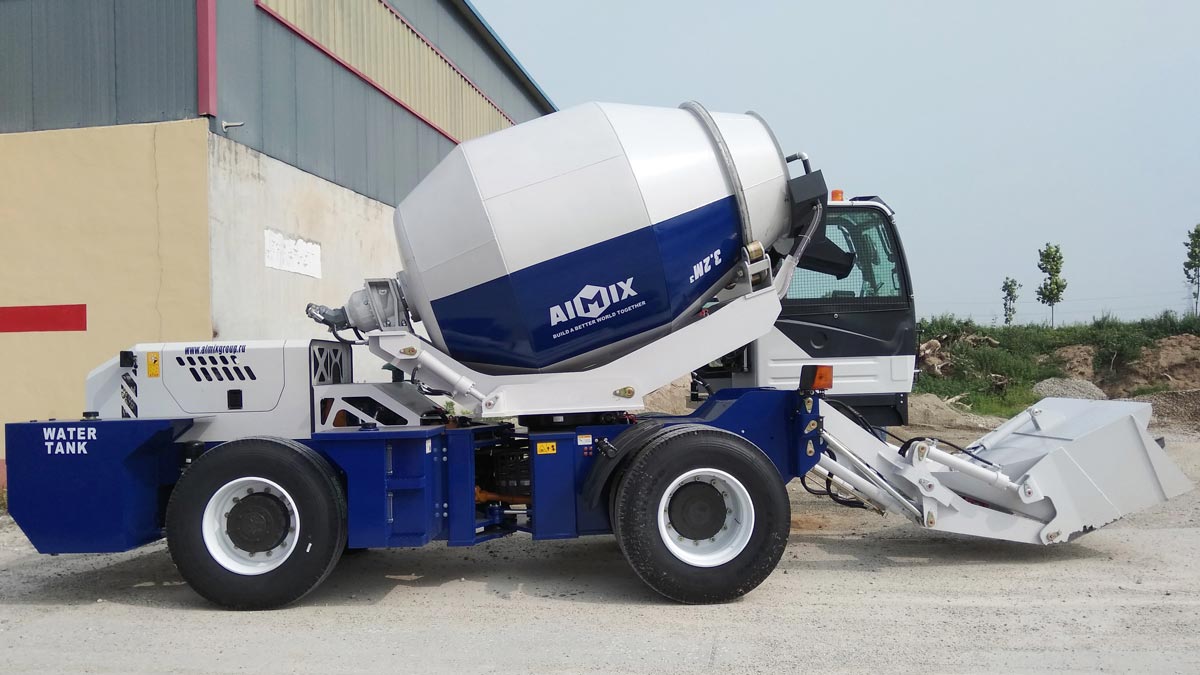 Self Loading Concrete Mixer for Sale in Ghana