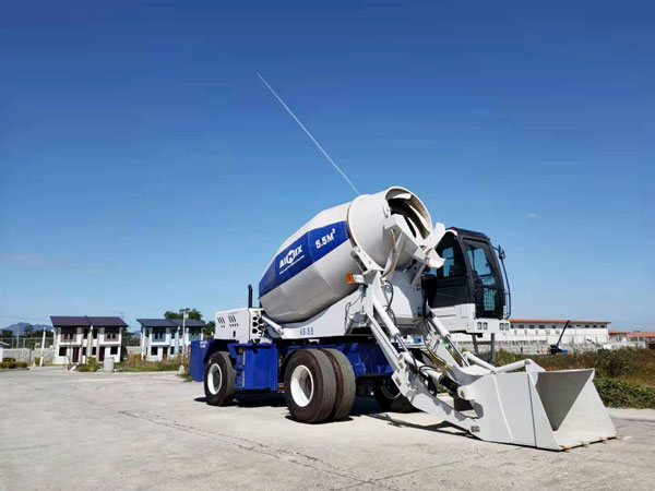AS-5.5 Large Self Loading Mixer